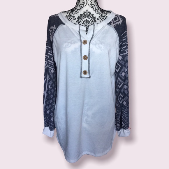 LAST ONE Super Soft Aztec Sleeve Henley - Picture 5 of 8